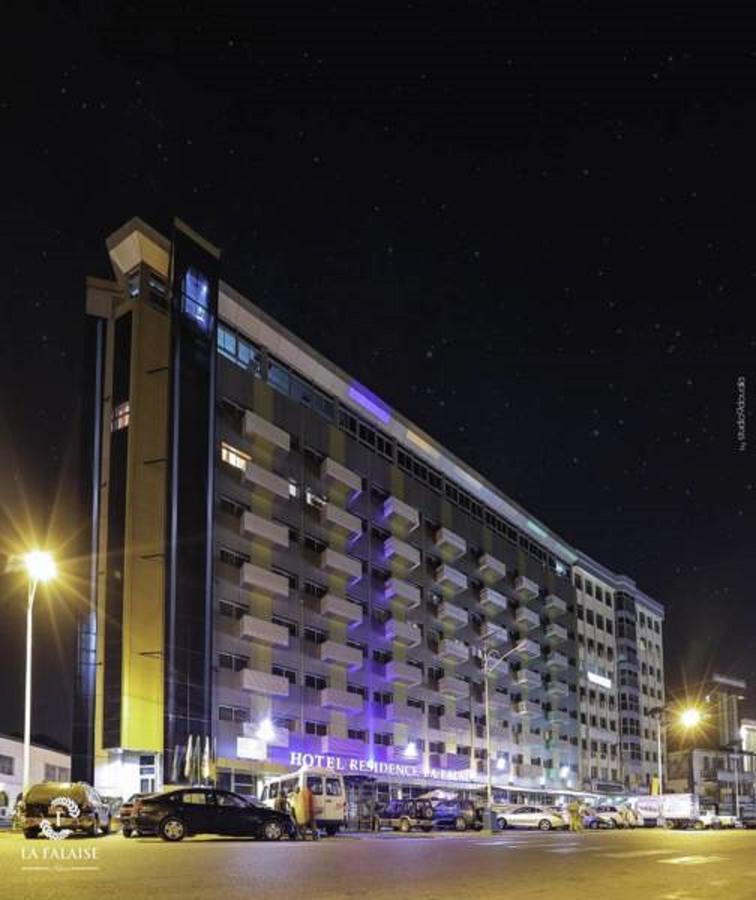 Hotel Residence La Falaise Douala Exterior foto